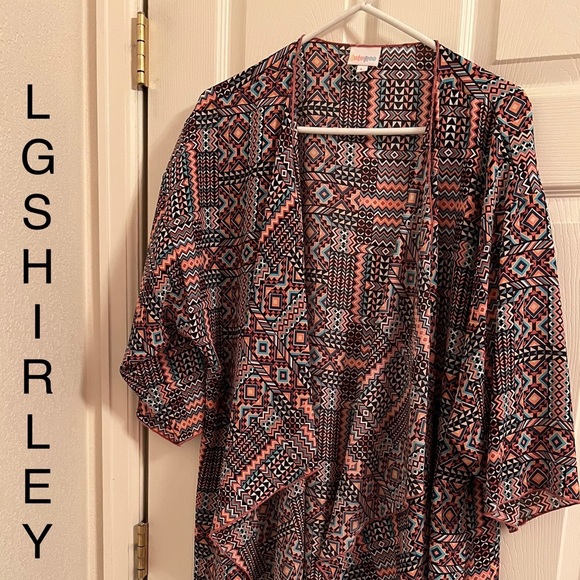EUC L LuLaRoe Shirley - Picture 1 of 1